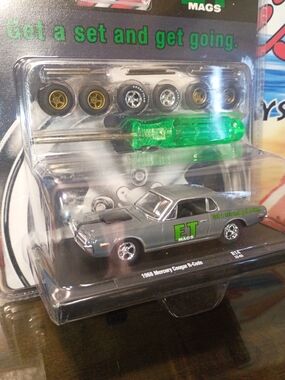 M2 Machines Auto - Wheels 1968 Mercury Cougar R Code 1.64 Scale New